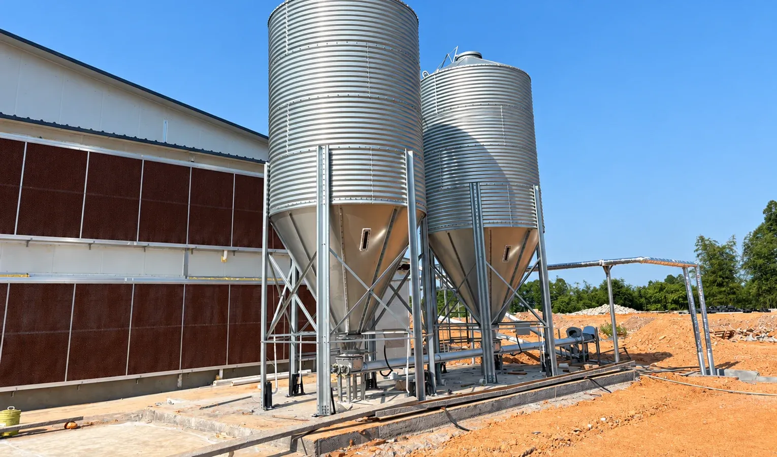 Pellet, Mash or Crumble: Comparing Poultry Feed Forms